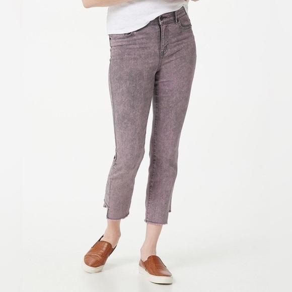 LOGO by Lori Goldstein Denim - LOGO 4X (30W) Rose Smoke Acid Wash Ankle Jeans (Z02.8)